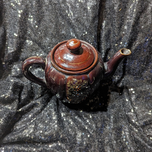 1940s Vintage Japanese Moriage Teapot - Picture 2 of 6